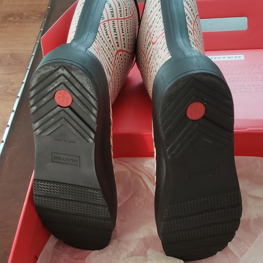 Hunter Boots - image 5